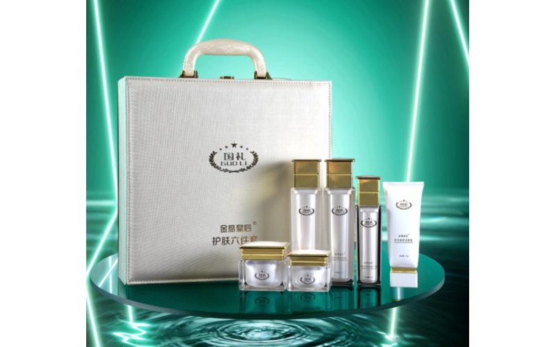 金鹰皇后时光锁颜护肤品套装